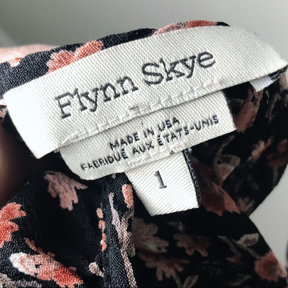 SOLD Flynn Skye Not Just A Jumper Floral Jumpsuit - Picture 7 of 7